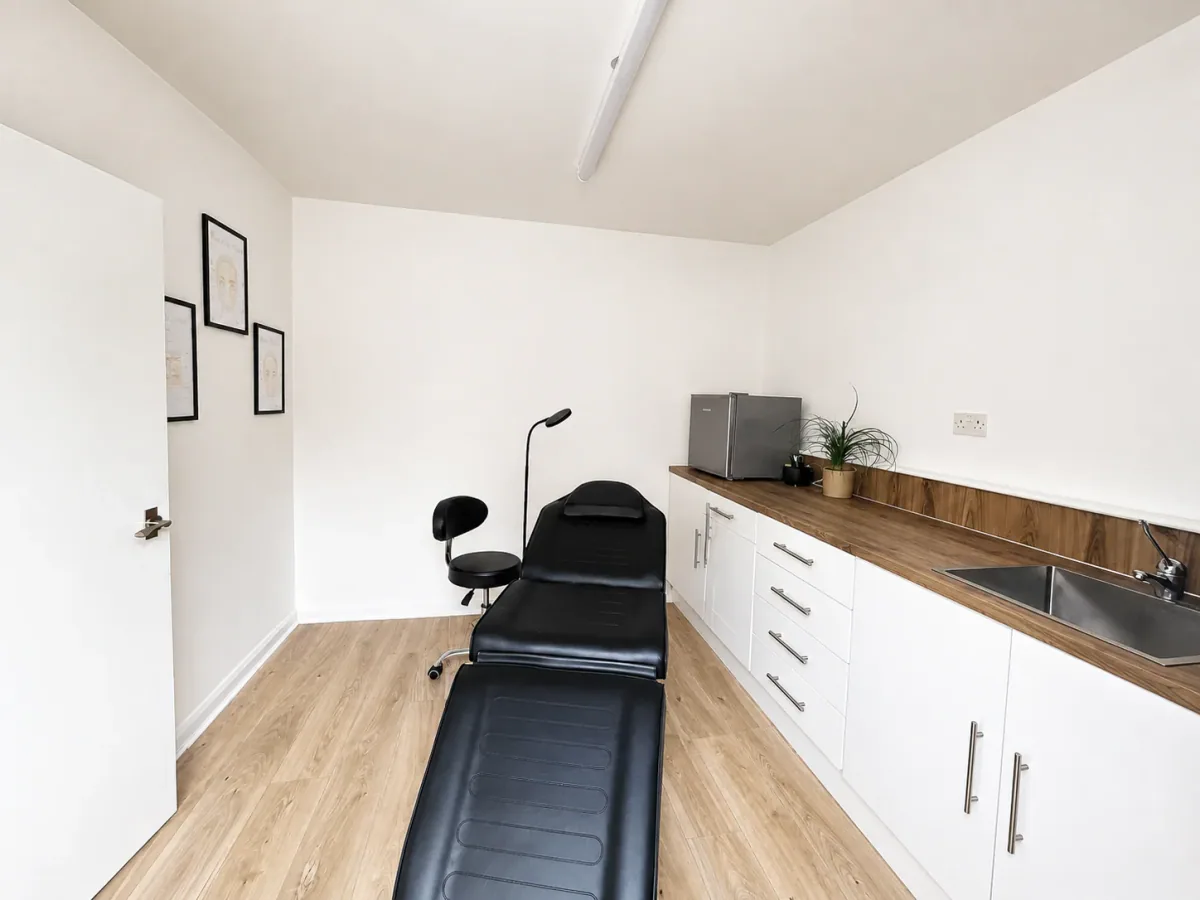 Wide view of the private Azim Aesthetics clinic room